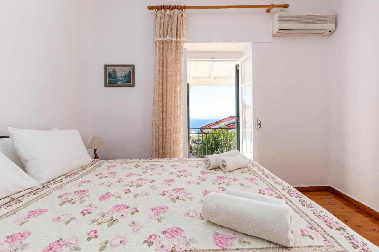 Villa Georgina Nisaki  Zewnętrze zdjęcie