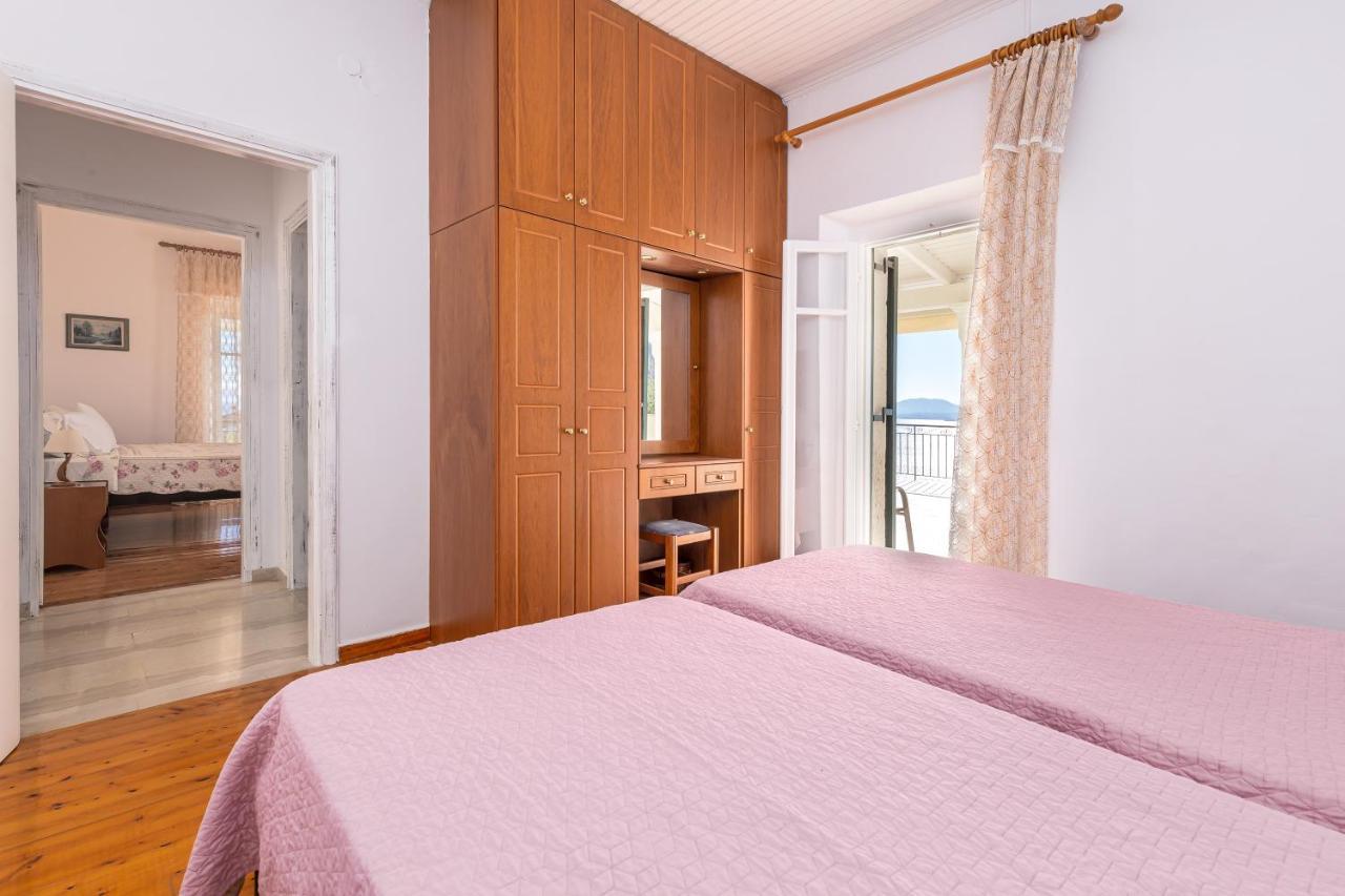 Villa Georgina Nisaki  Zewnętrze zdjęcie