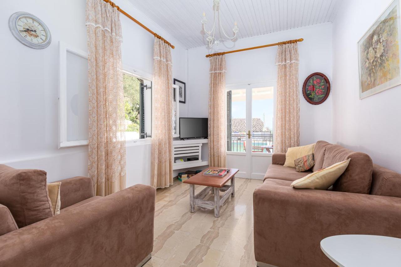 Villa Georgina Nisaki  Zewnętrze zdjęcie